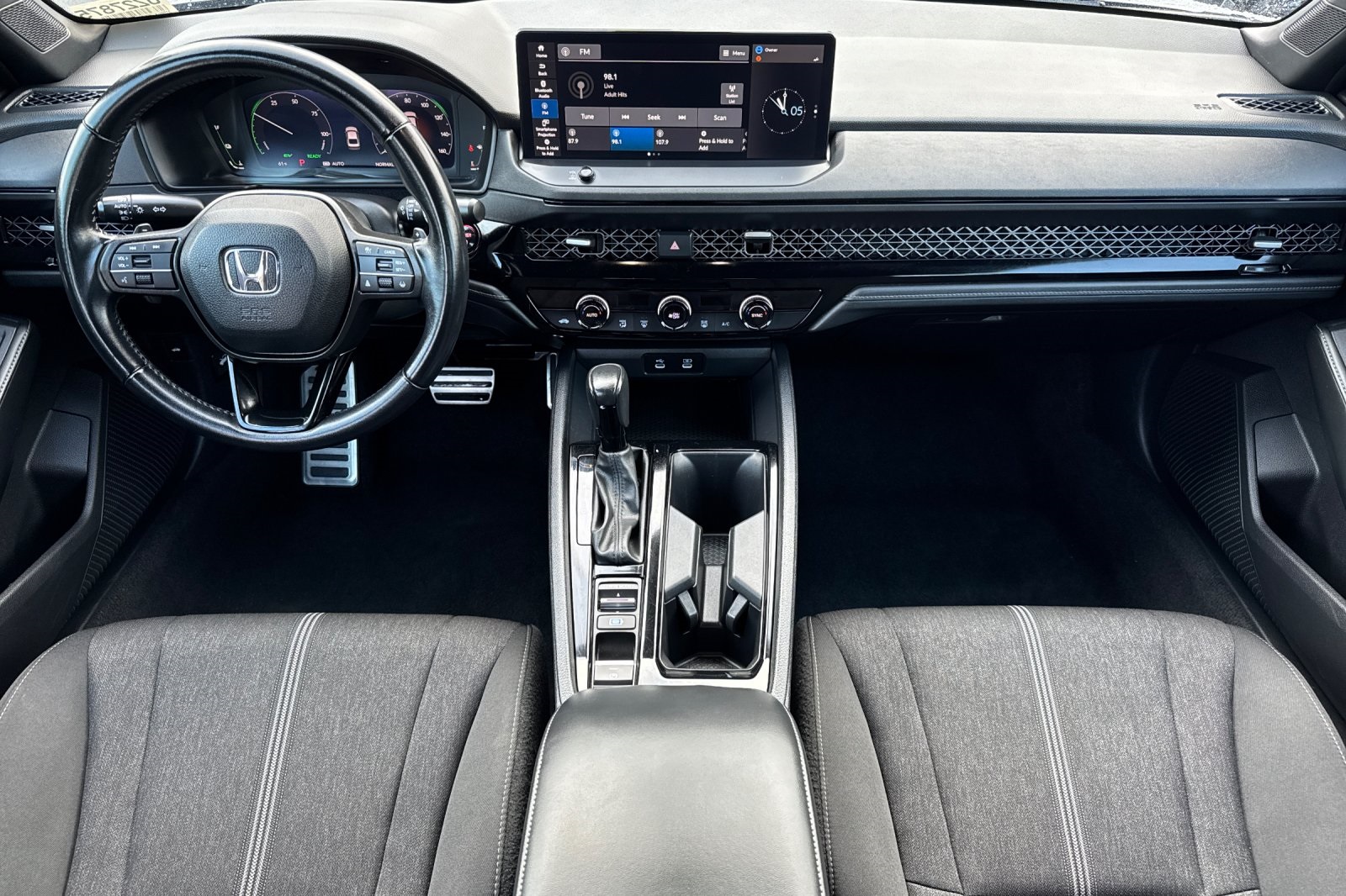 2023 Honda Accord Hybrid Sport photo 3