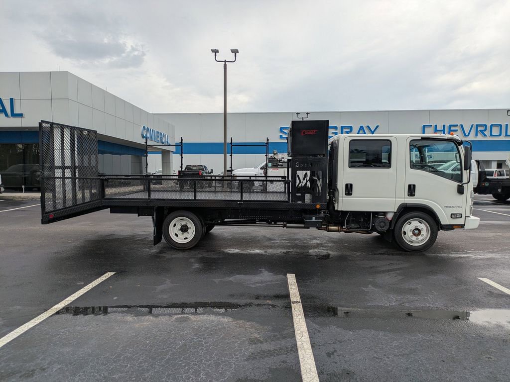 2025 Chevrolet Silverado 4500HD photo 3