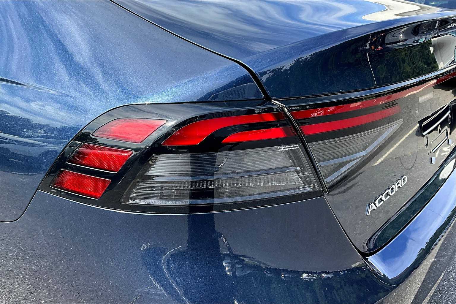 2023 Honda Accord EX photo 26