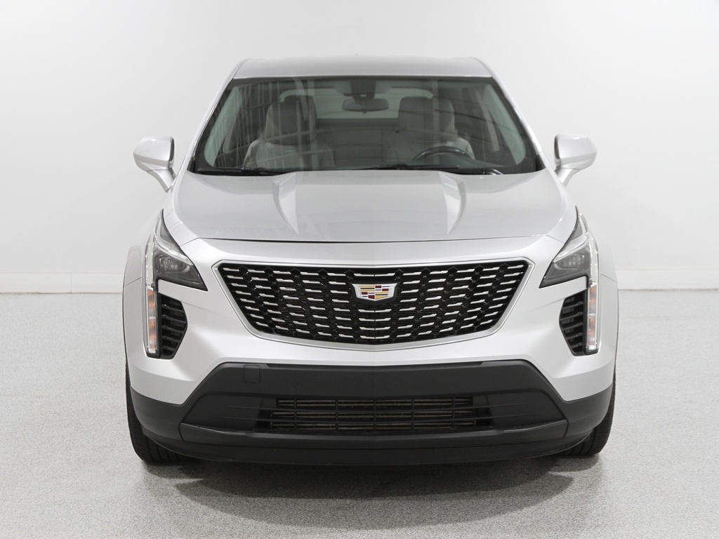 2019 Cadillac XT4 Luxury photo 2