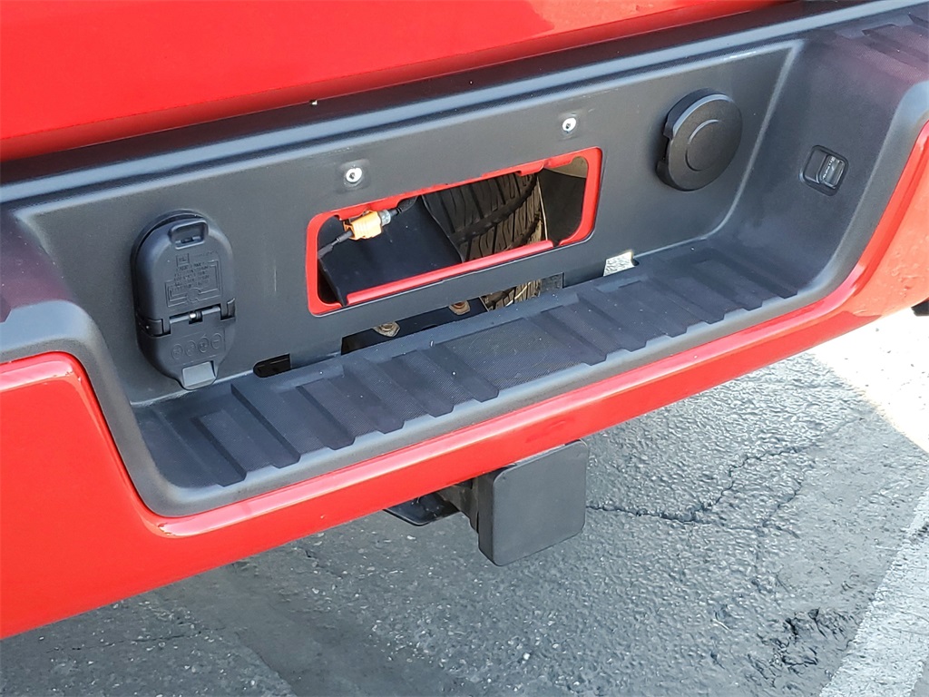 2019 Chevrolet Colorado LT photo 28