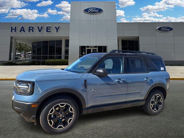 2025 Ford Bronco Sport Outer Banks's photo