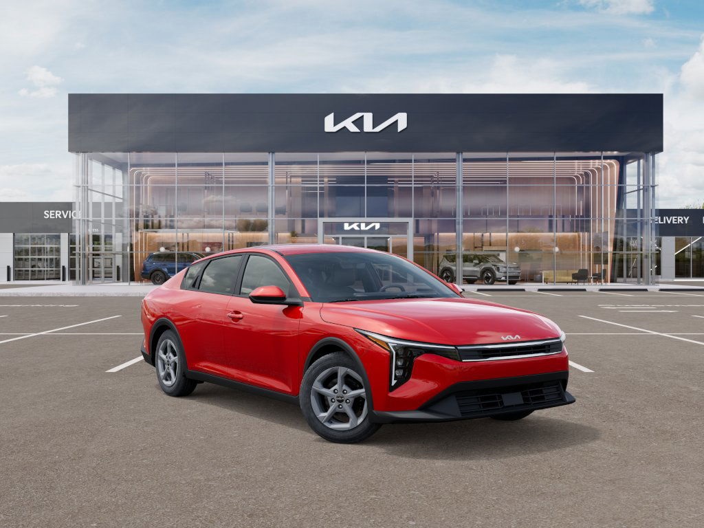 2025 Kia K4 LXS photo 8