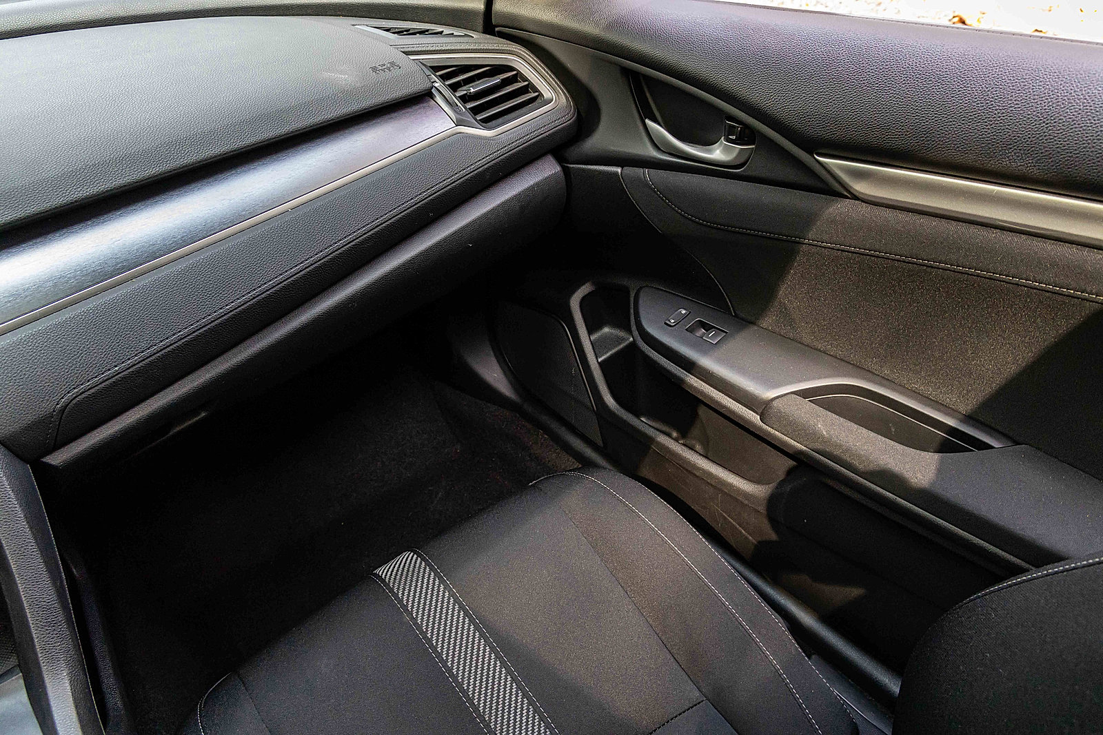 2017 Honda Civic EX-T photo 17