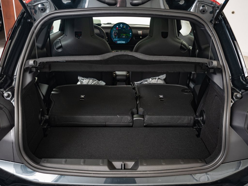 2025 Mini Cooper 2 Door Hardtop Iconic photo 16