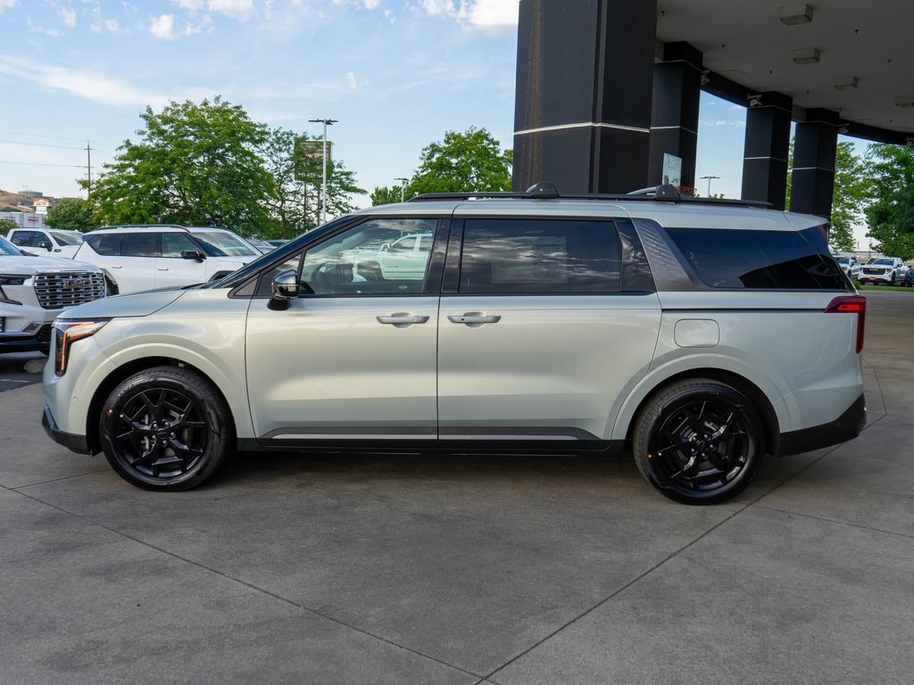 2026 Kia Carnival SX photo 2