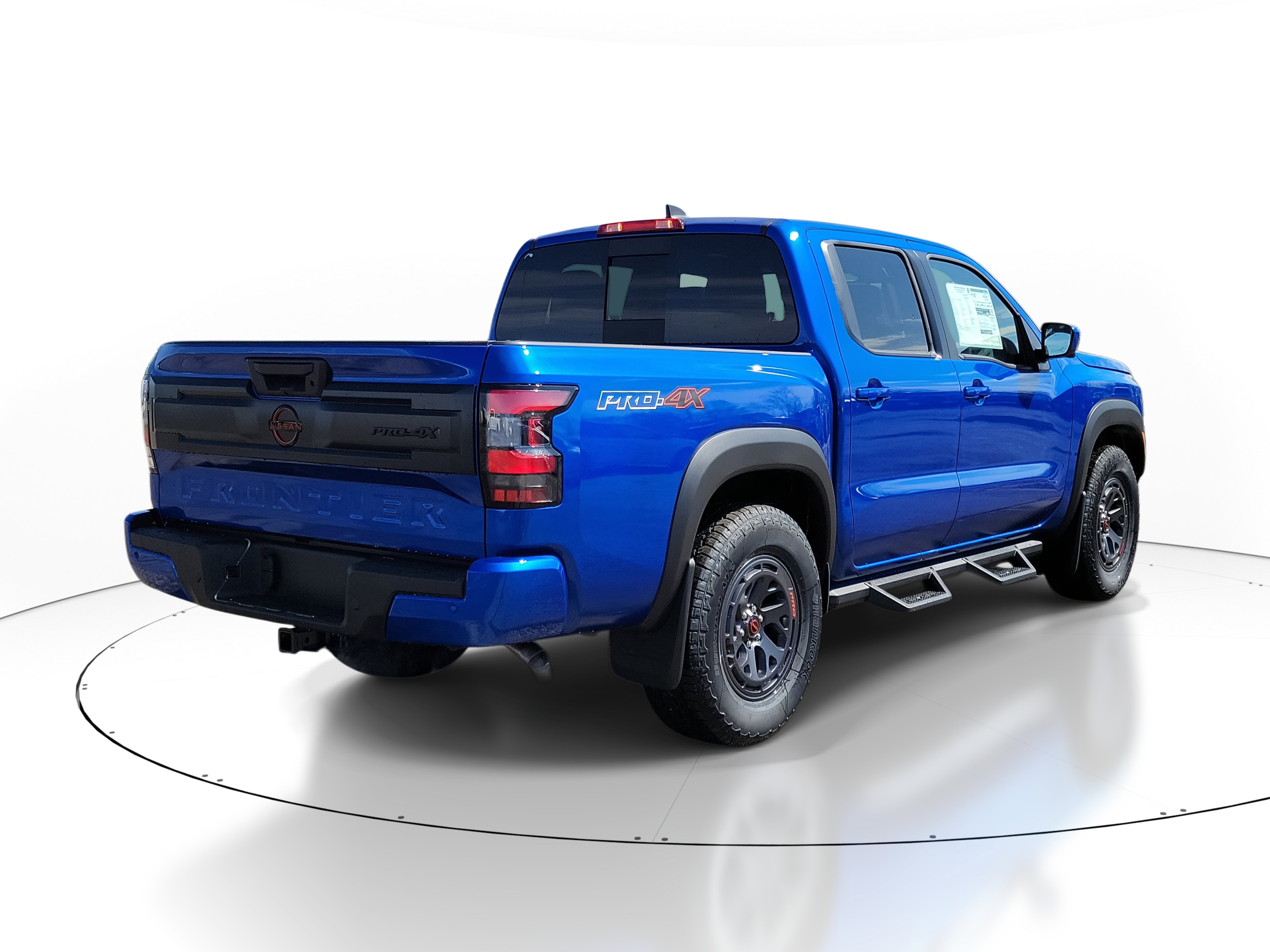 2025 Nissan Frontier PRO-4X photo 4