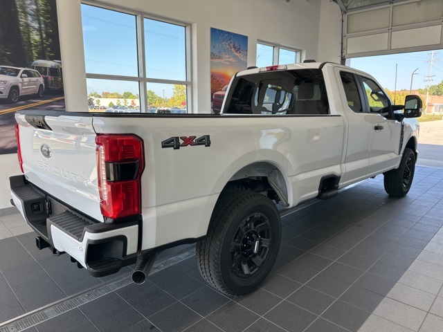 2026 Ford F-350 XL photo 10