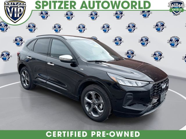 2023 Ford Escape ST-Line's photo