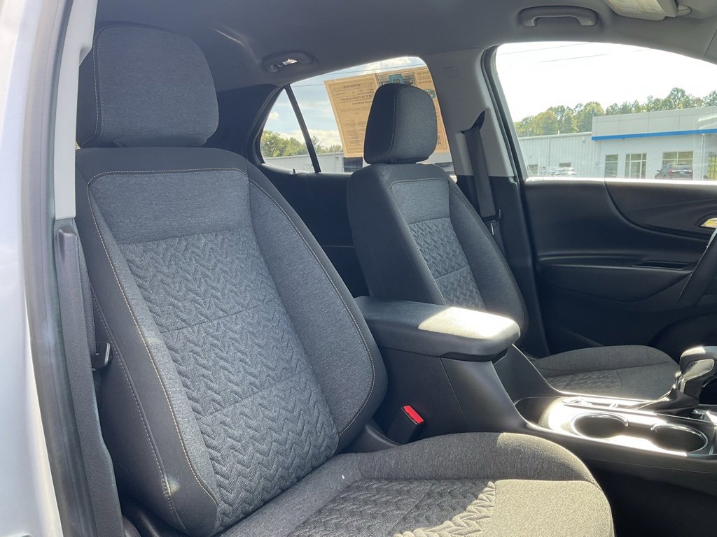 2022 Chevrolet Equinox LT photo 8
