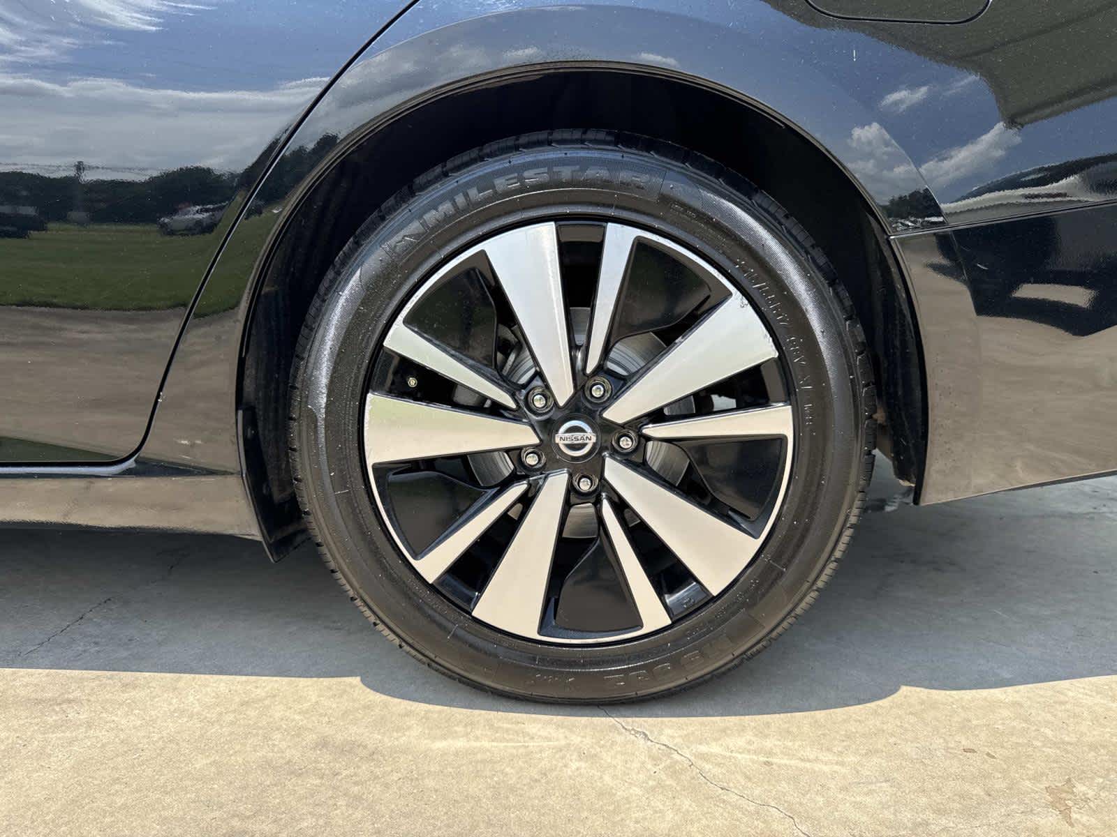 2021 Nissan Altima 2.5 SV photo 7