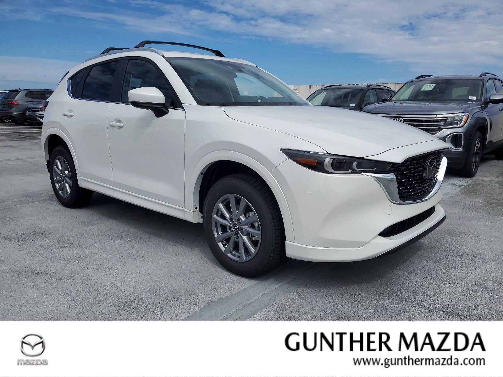 2025 Mazda CX-5 S Select Package's photo