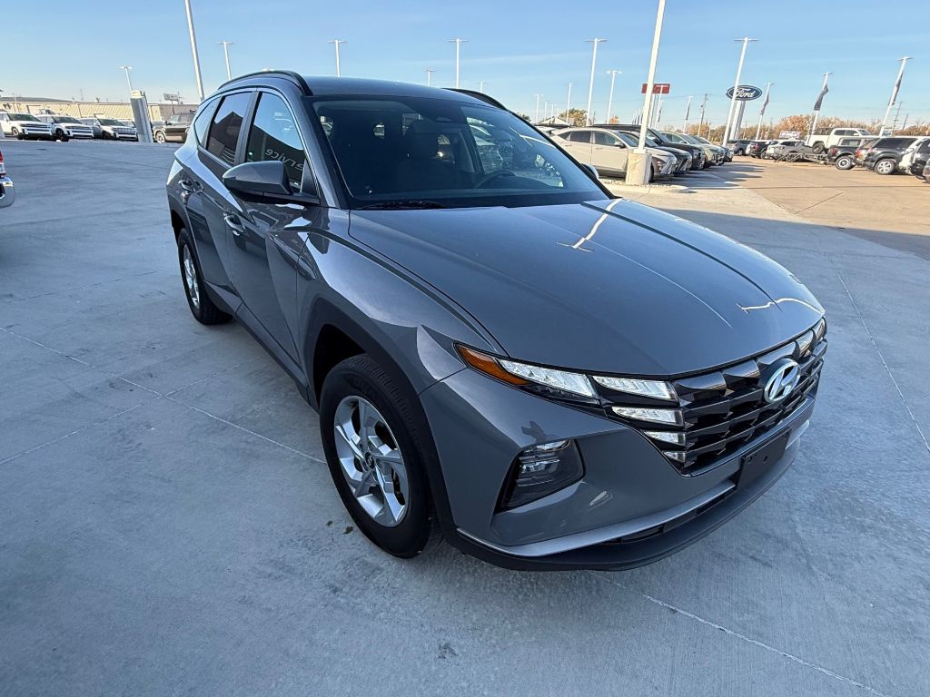 2024 Hyundai Tucson SEL photo 2