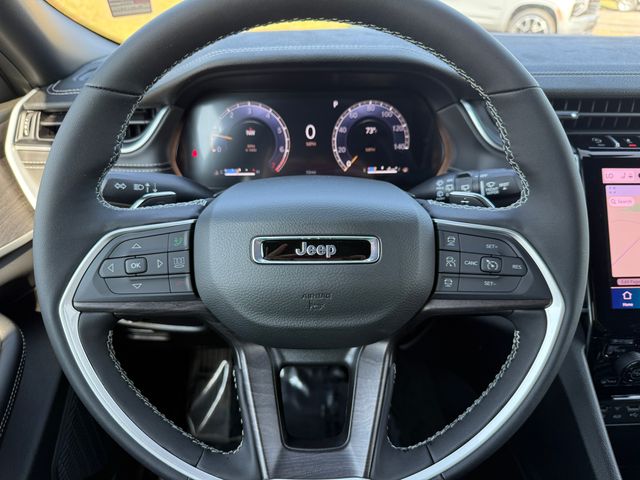 2025 Jeep Grand Cherokee Limited photo 24