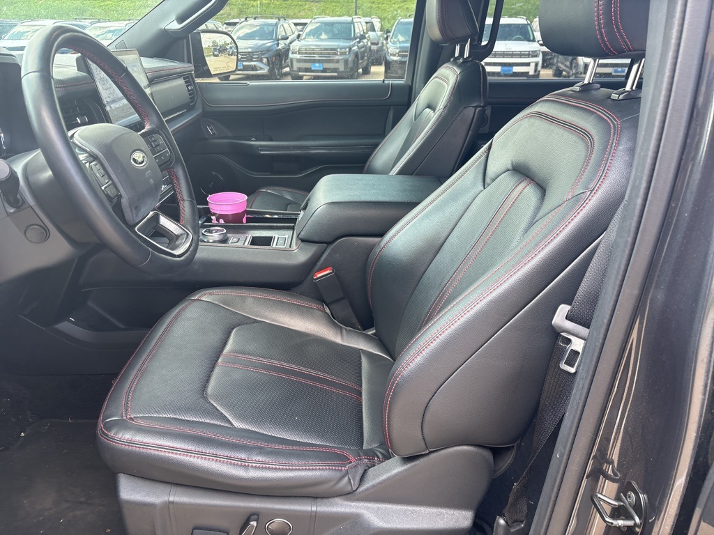 2022 Ford Expedition Limited photo 3