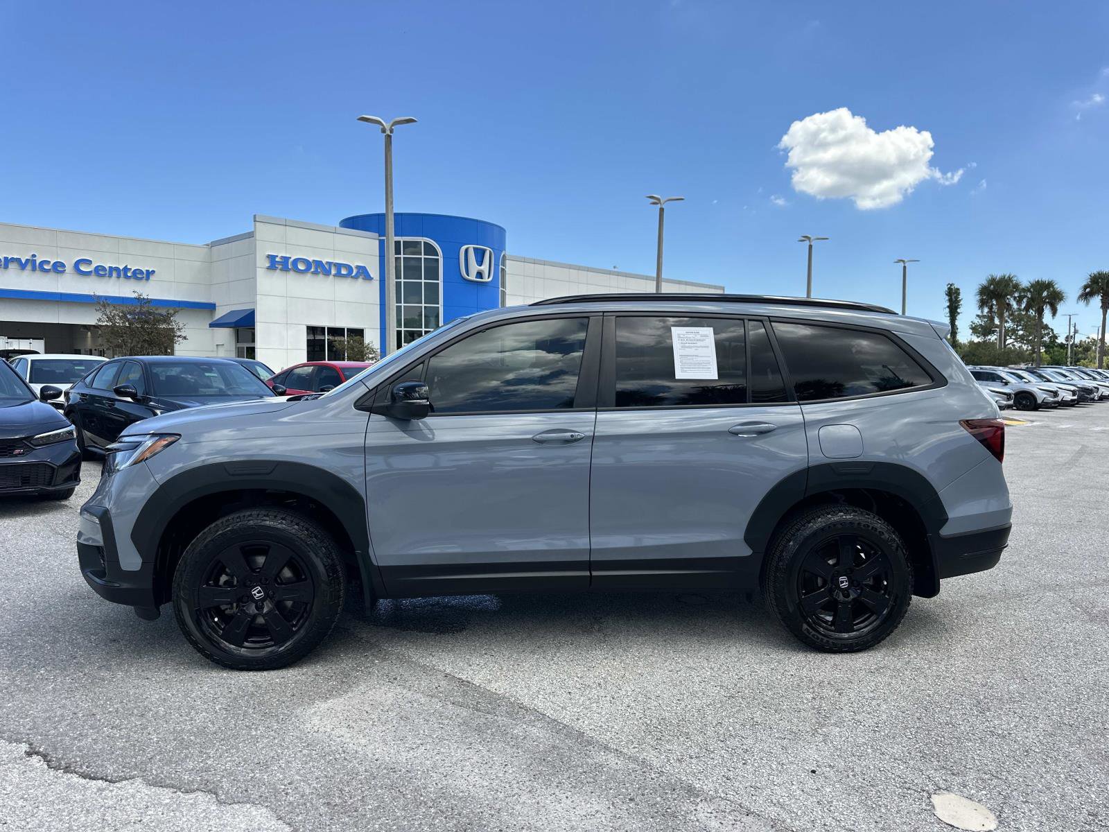 2022 Honda Pilot TrailSport photo 4