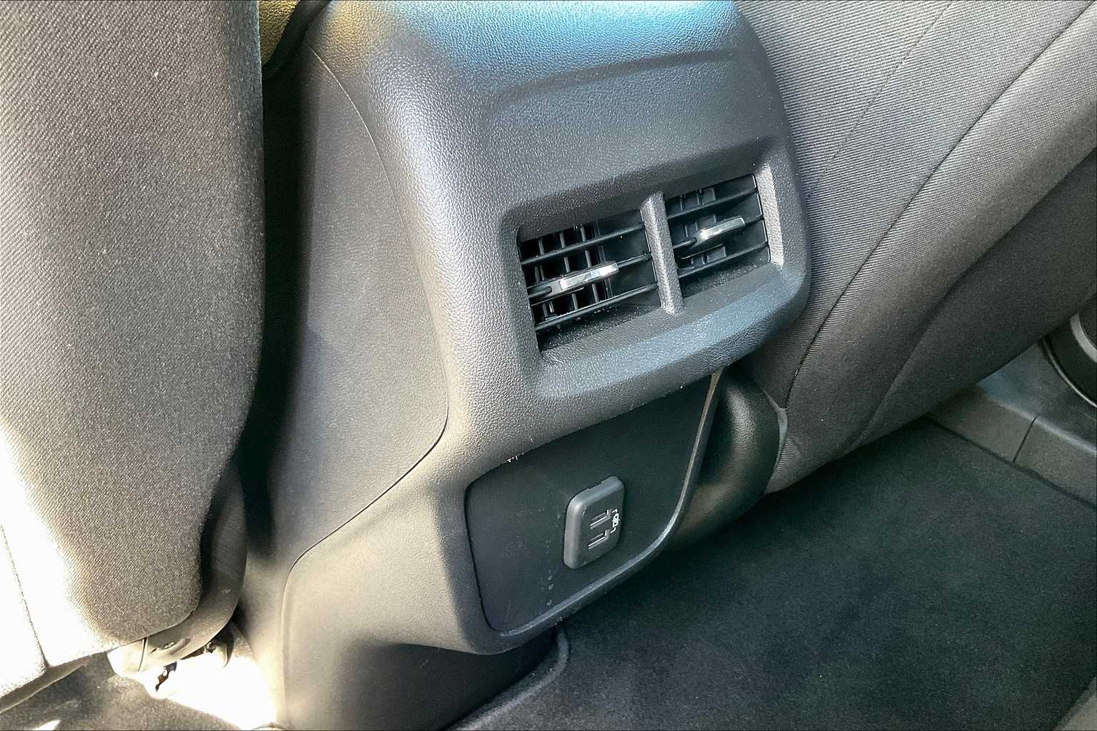 2022 Chevrolet Equinox LT photo 21