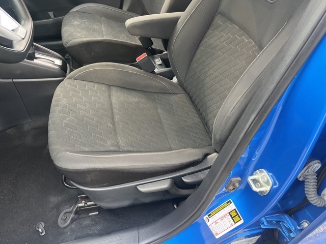 2021 Nissan Kicks S photo 5
