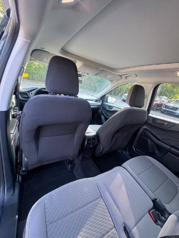 2022 Ford Escape SE photo 17
