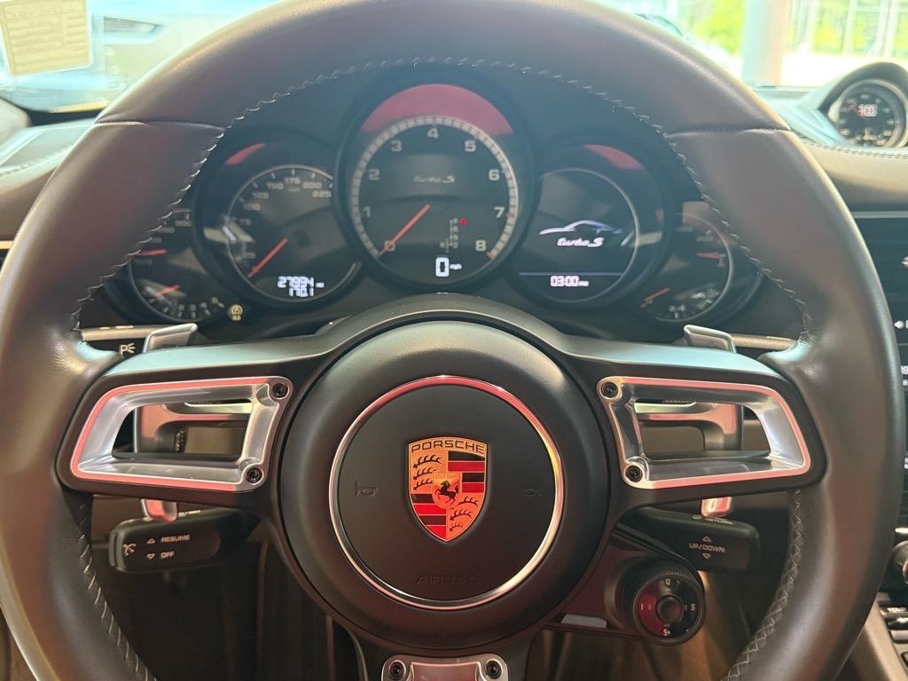 2019 Porsche 911 Turbo S photo 16