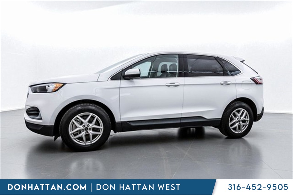 2023 Ford Edge SEL photo 2