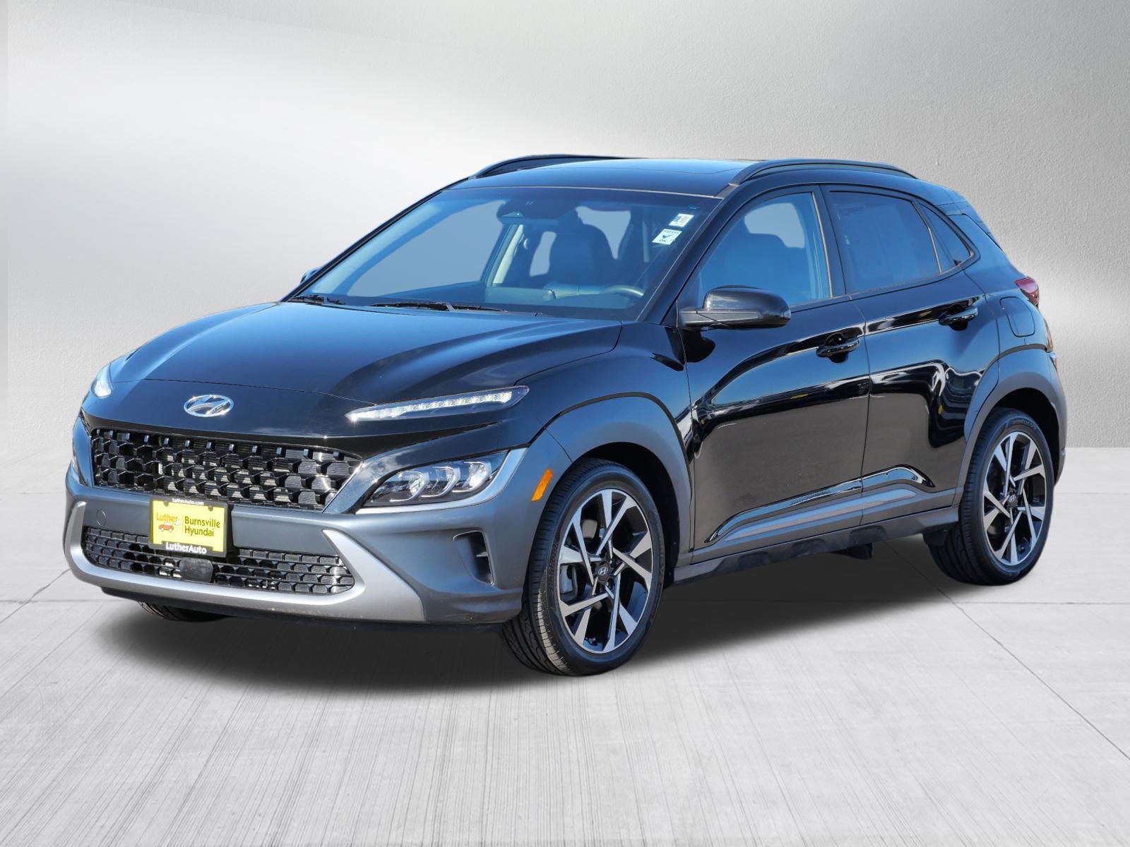 2023 Hyundai Kona Limited photo 3