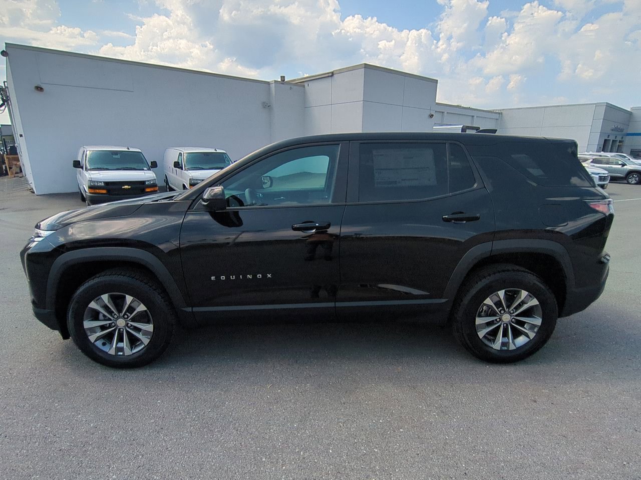 2026 Chevrolet Equinox LT photo 4