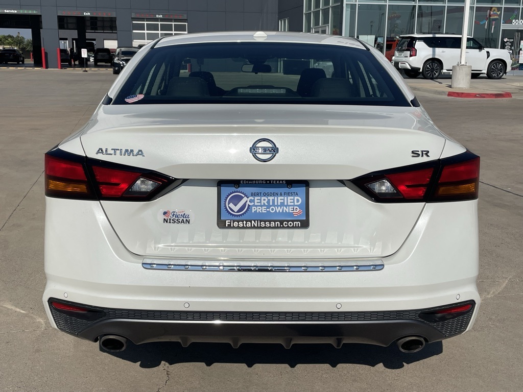 2022 Nissan Altima 2.5 SR photo 4