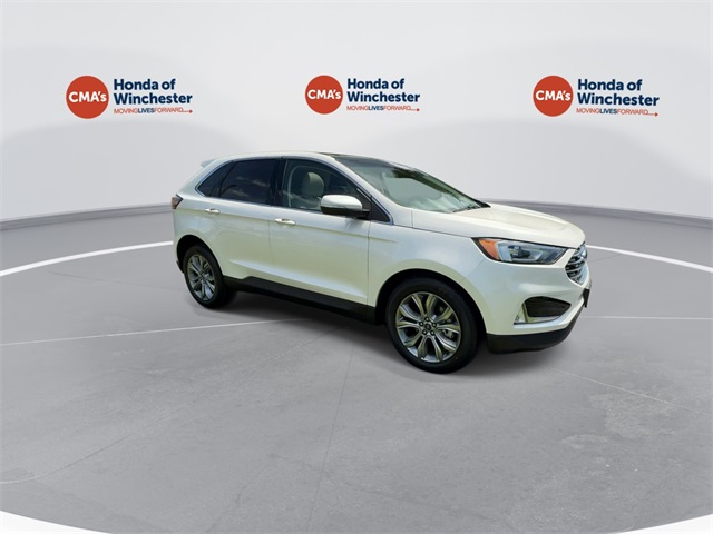 2019 Ford Edge Titanium photo 12