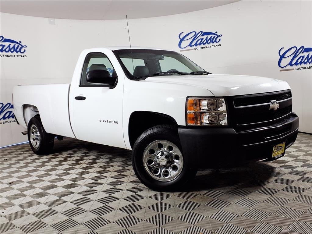 2010 Chevrolet Silverado 1500 Work Truck's photo