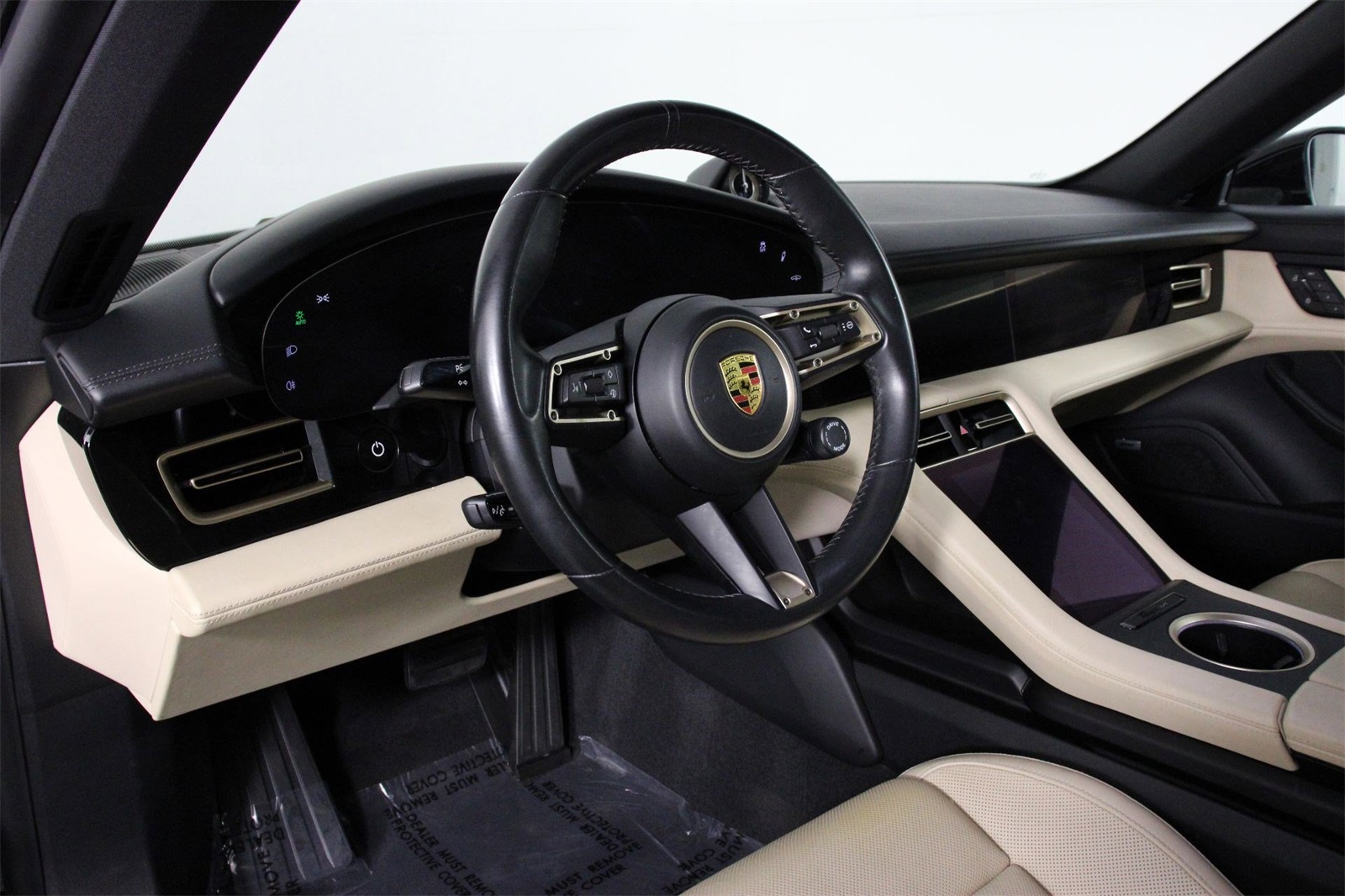 2022 Porsche Taycan 4S photo 4