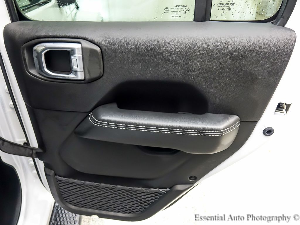 2022 JEEP WRANGLER - Image 23