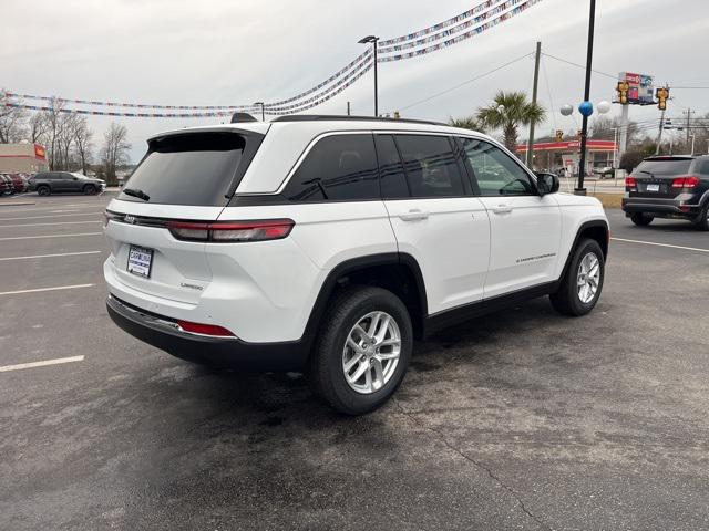 2025 Jeep Grand Cherokee Laredo X photo 3