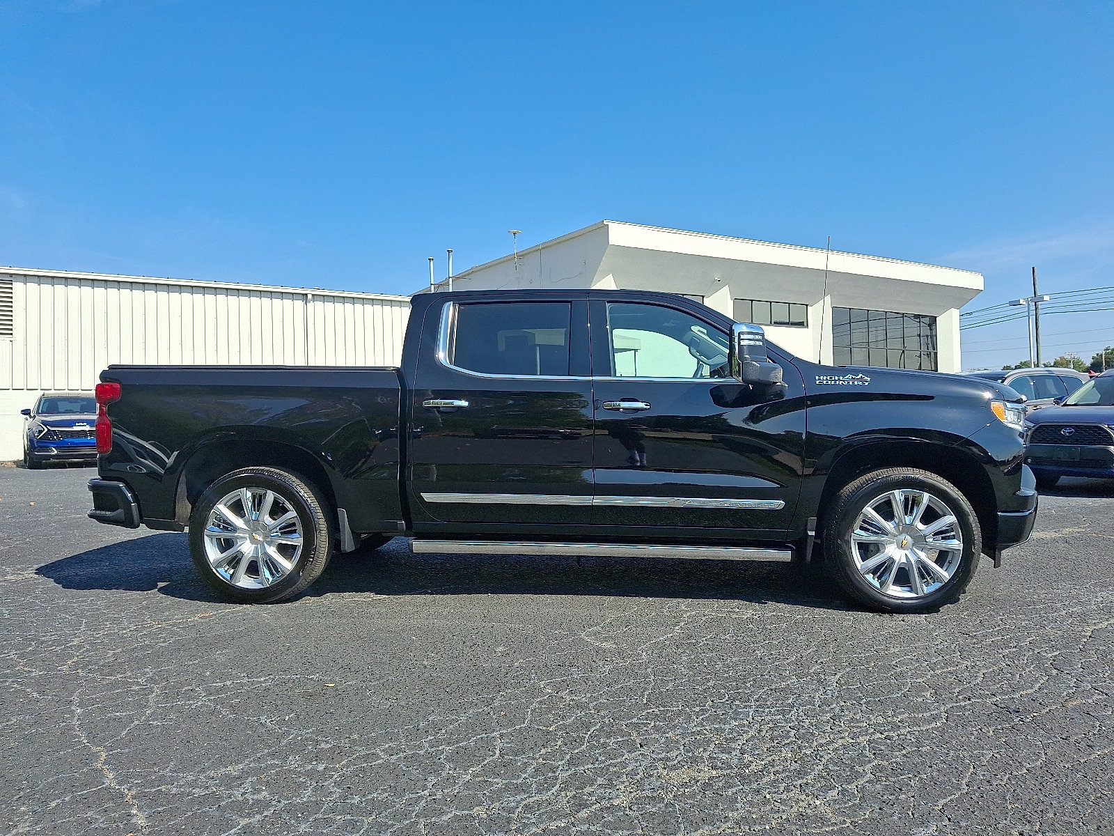 2024 Chevrolet Silverado 1500 High Country photo 7