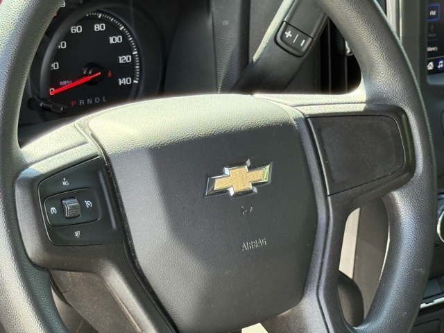 2020 Chevrolet Silverado 1500 Custom photo 11