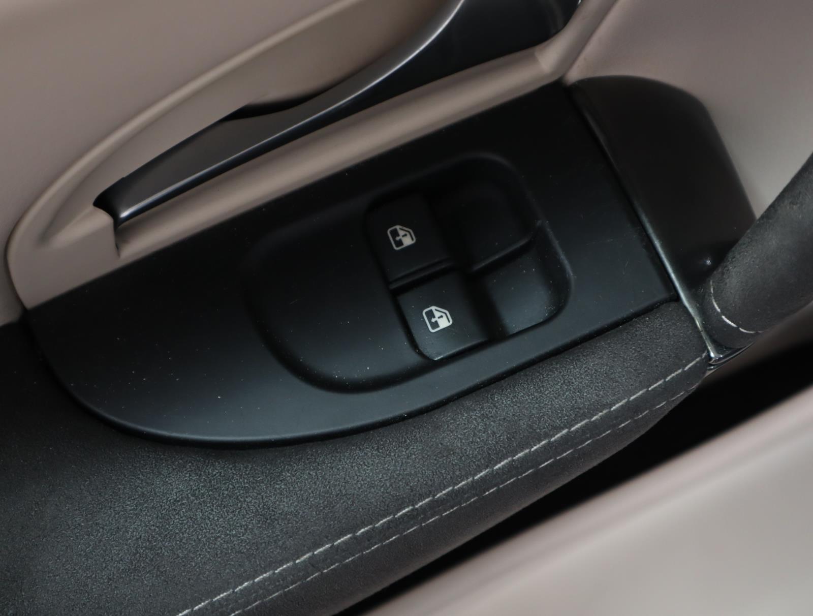 2018 Maserati Granturismo Sport photo 21