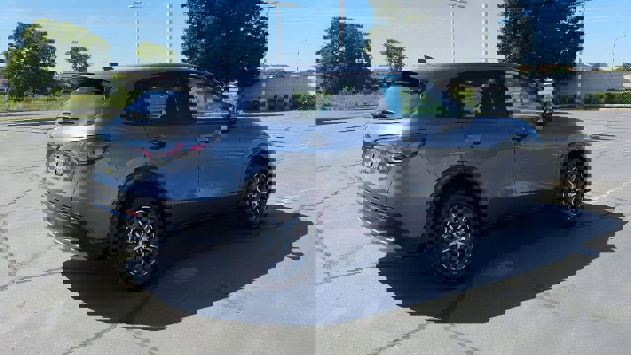 2024 Honda HR-V EX-L photo 2