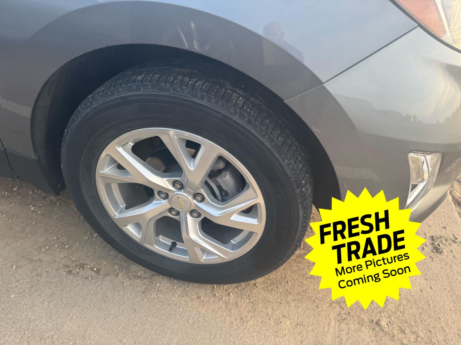 2018 Chevrolet Equinox Premier photo 3