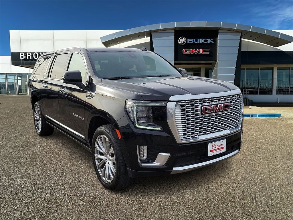 2022 GMC Yukon XL Denali's photo