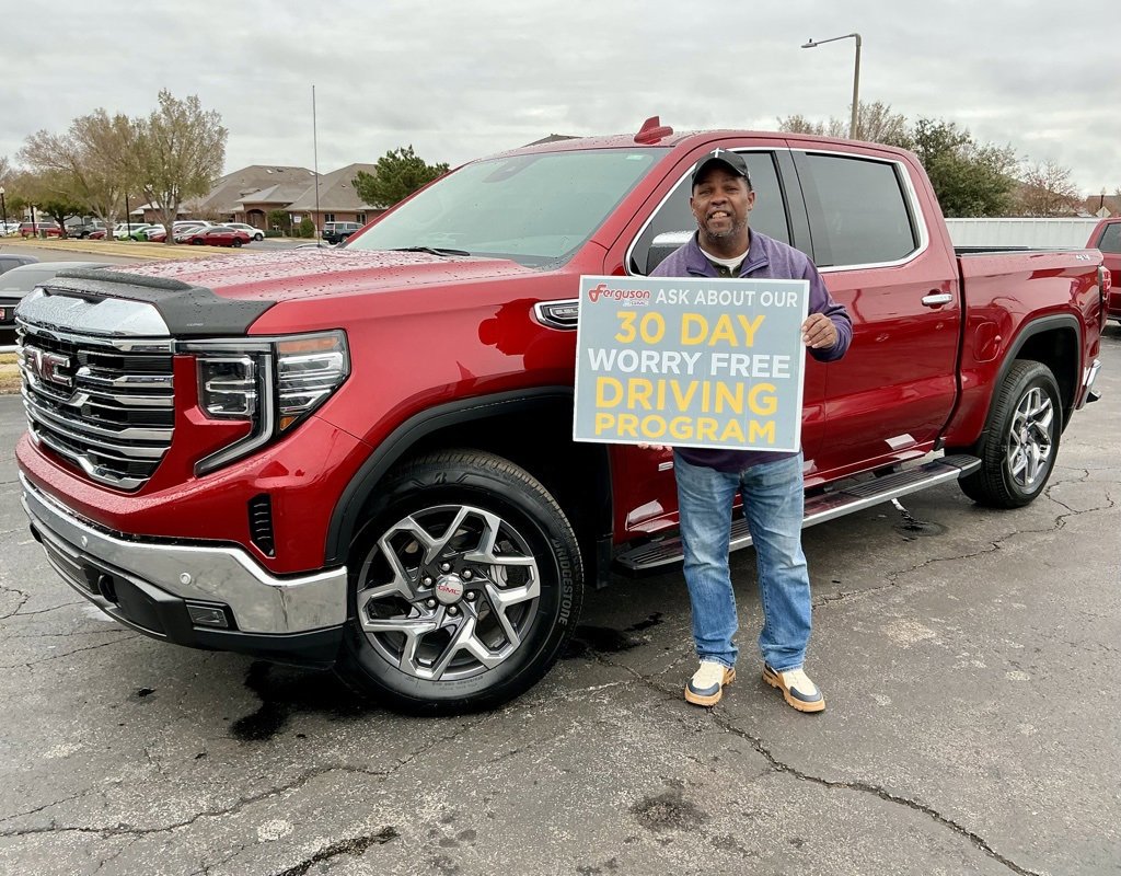 2025 GMC Sierra 1500 SLT's photo