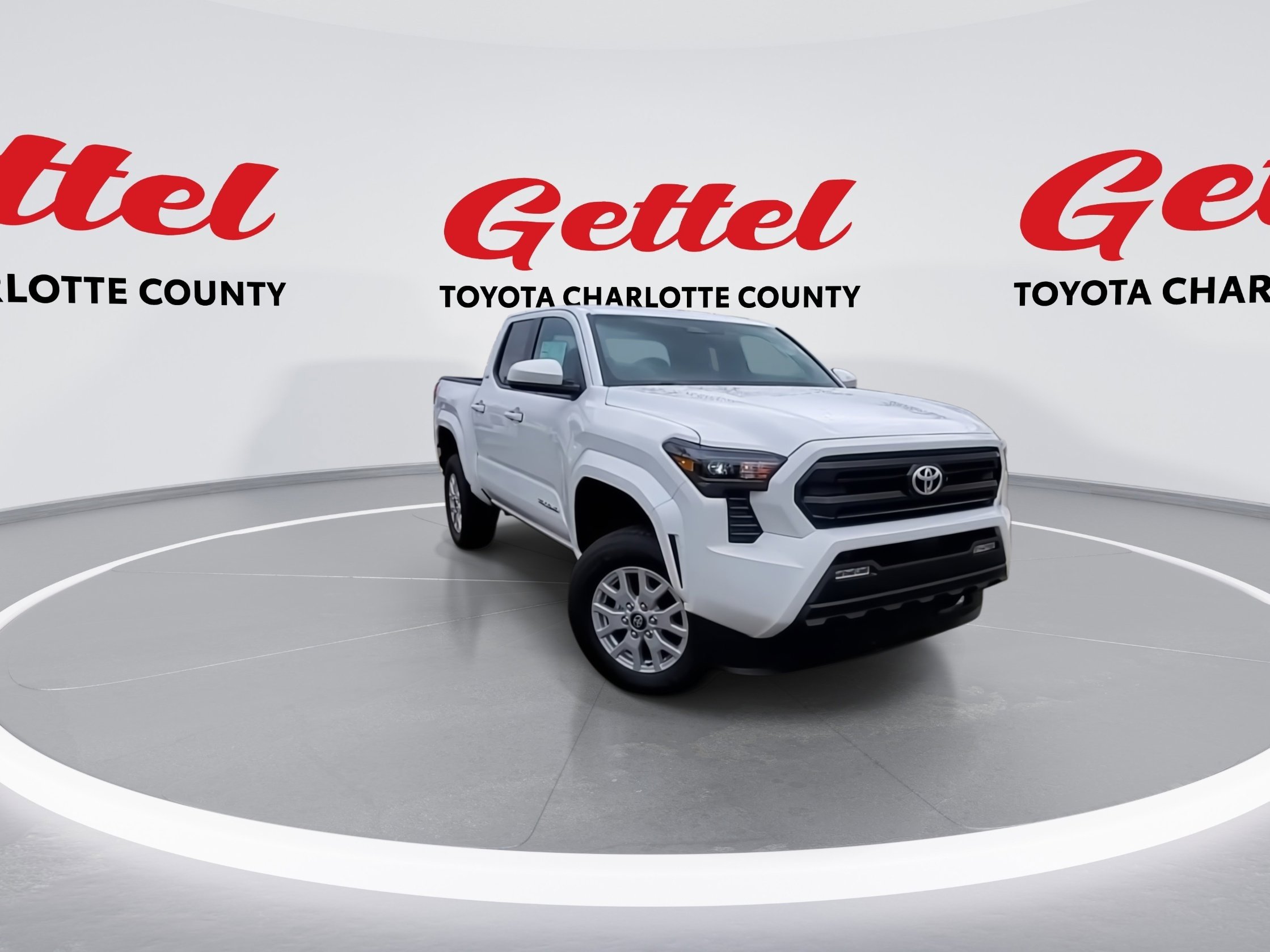 2024 Toyota Tacoma SR5 photo 2