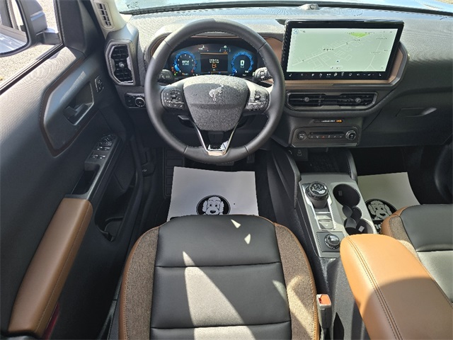 2025 Ford Bronco Sport Outer Banks photo 3