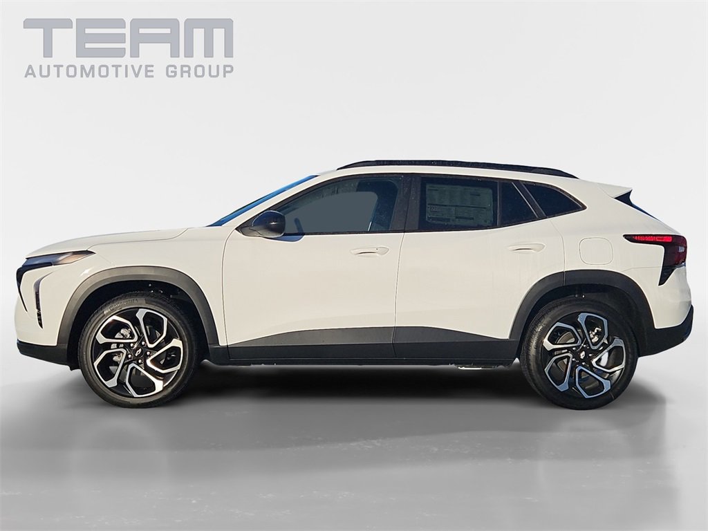 2025 Chevrolet Trax photo 4