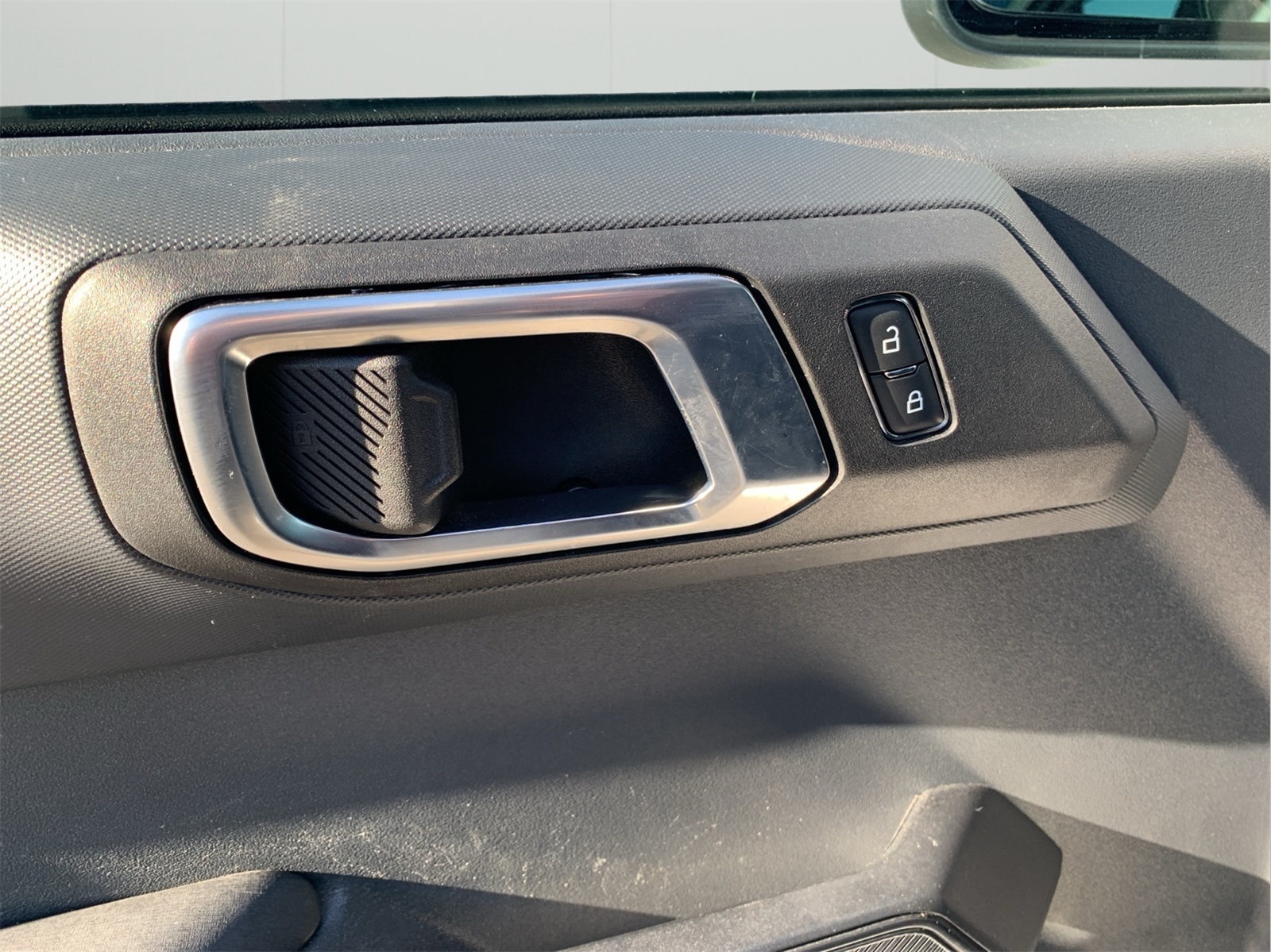 2025 Ford Bronco Big Bend photo 2