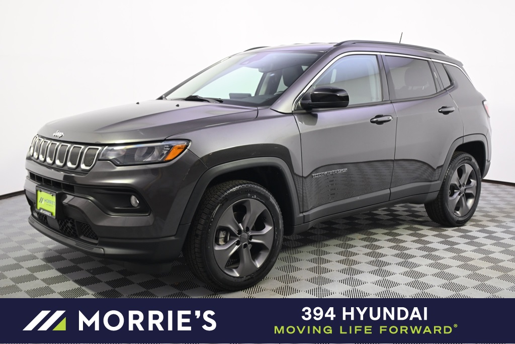 Used 2022 Jeep Compass Latitude Lux with VIN 3C4NJDFB1NT127868 for sale in St. Louis Park, Minnesota