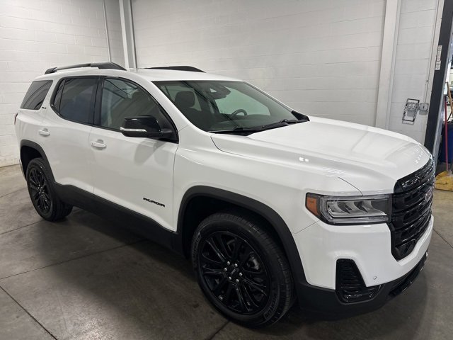 2023 Gmc Acadia SLE photo 3