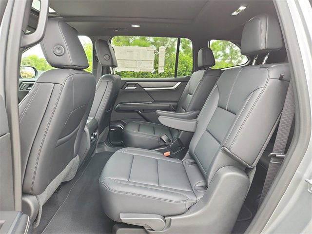 2025 Gmc Acadia Elevation photo 5