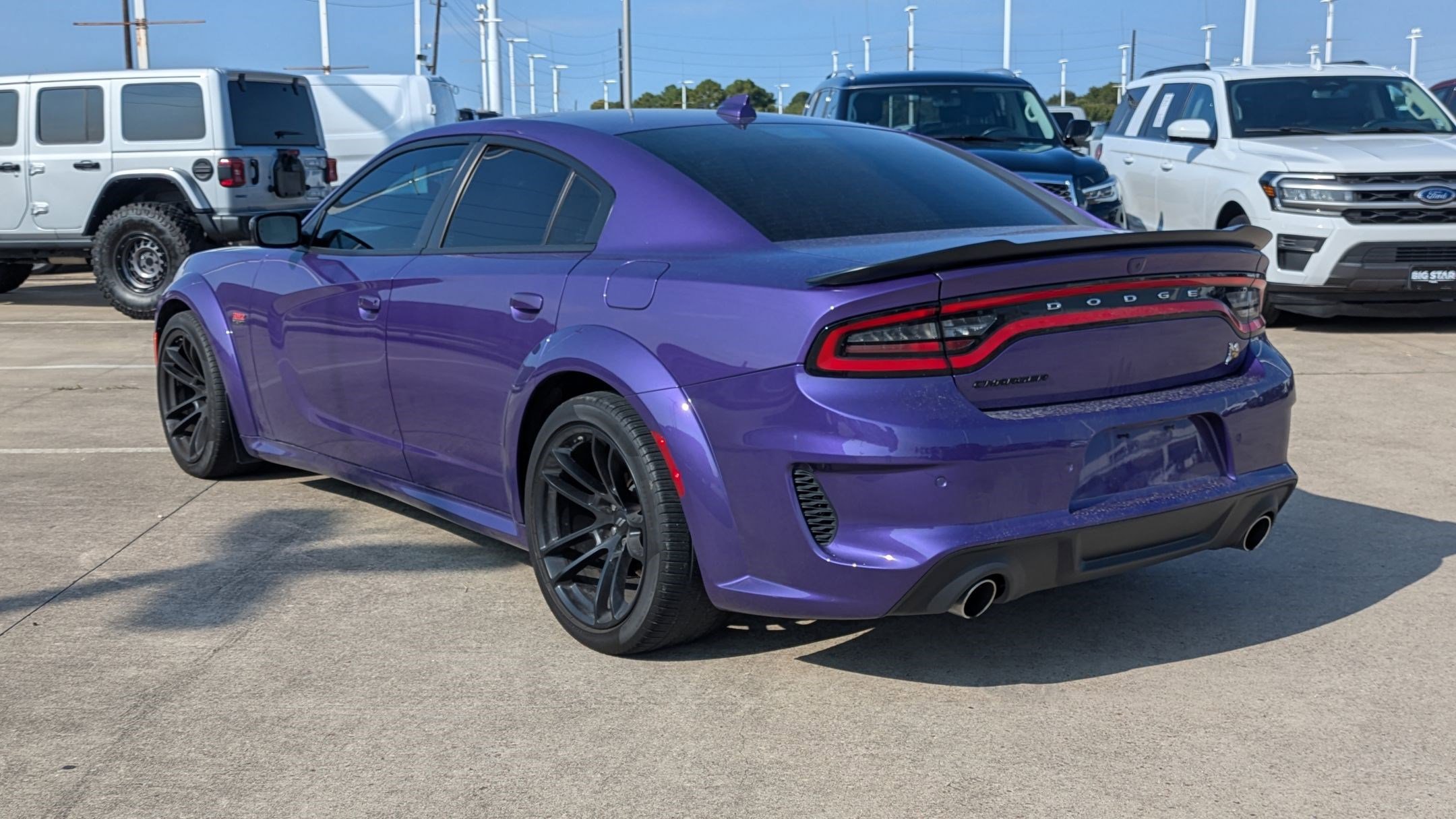 2023 Dodge Charger R/T Scat Pack Widebody photo 3