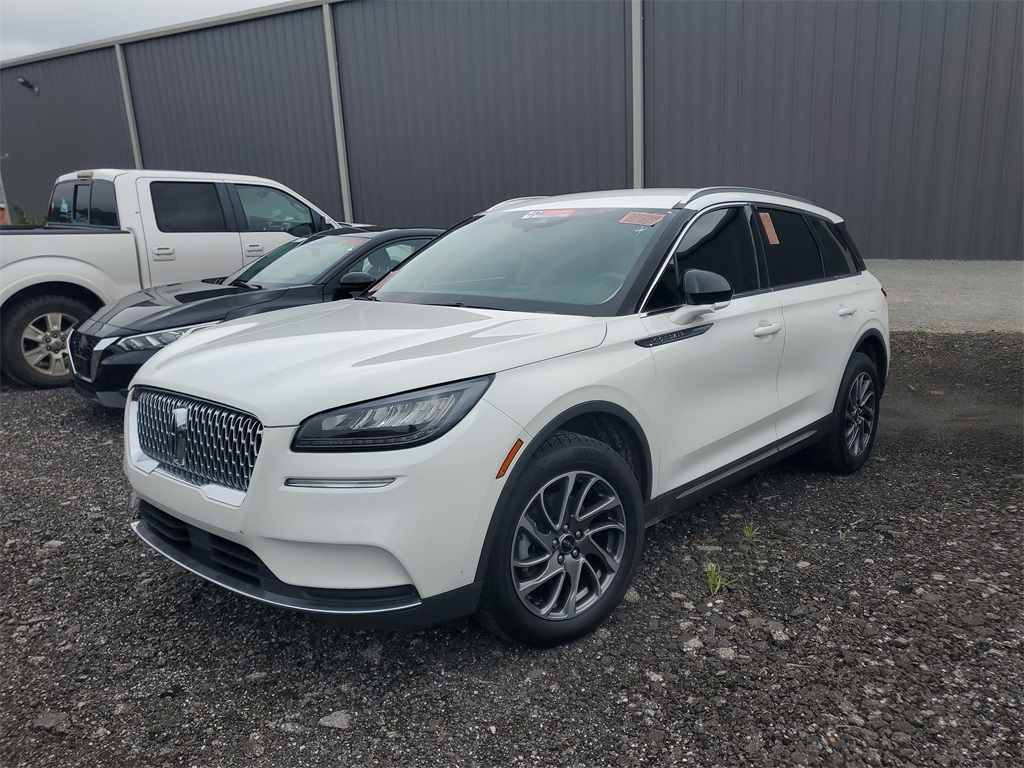 2022 Lincoln Corsair Standard photo 6