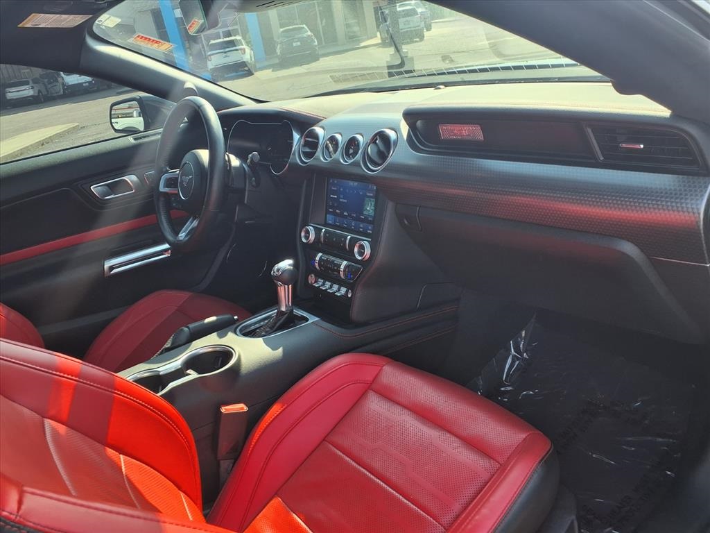 2023 Ford Mustang EcoBoost Premium photo 5